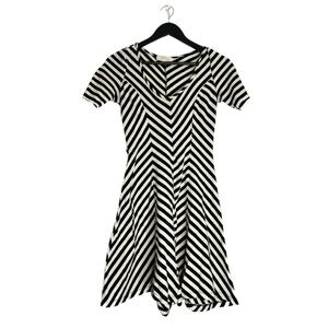 Monteau Los Angeles Stripe Chevron Short Sleeve Flare Mini Dress Size Medium